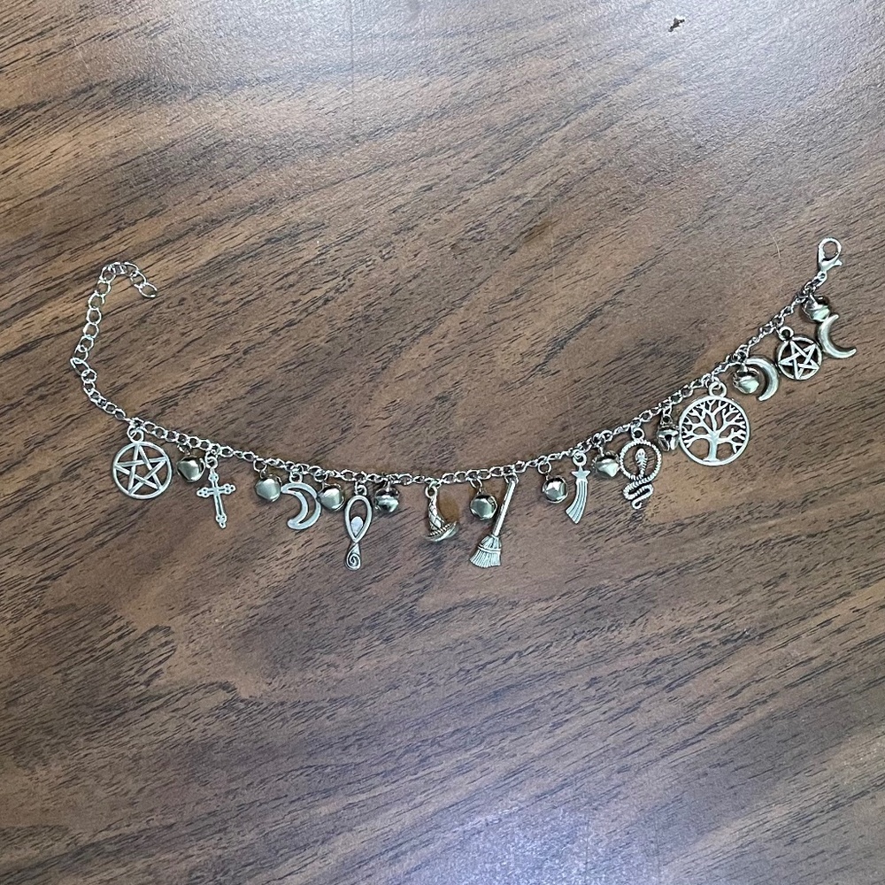 Witchy Charm Jingle Bracelet